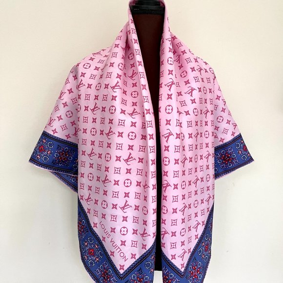 Louis Vuitton Wrap Monogram Logo Oversize Square Barbie Pink Silk Scarf - Picture 4 of 15